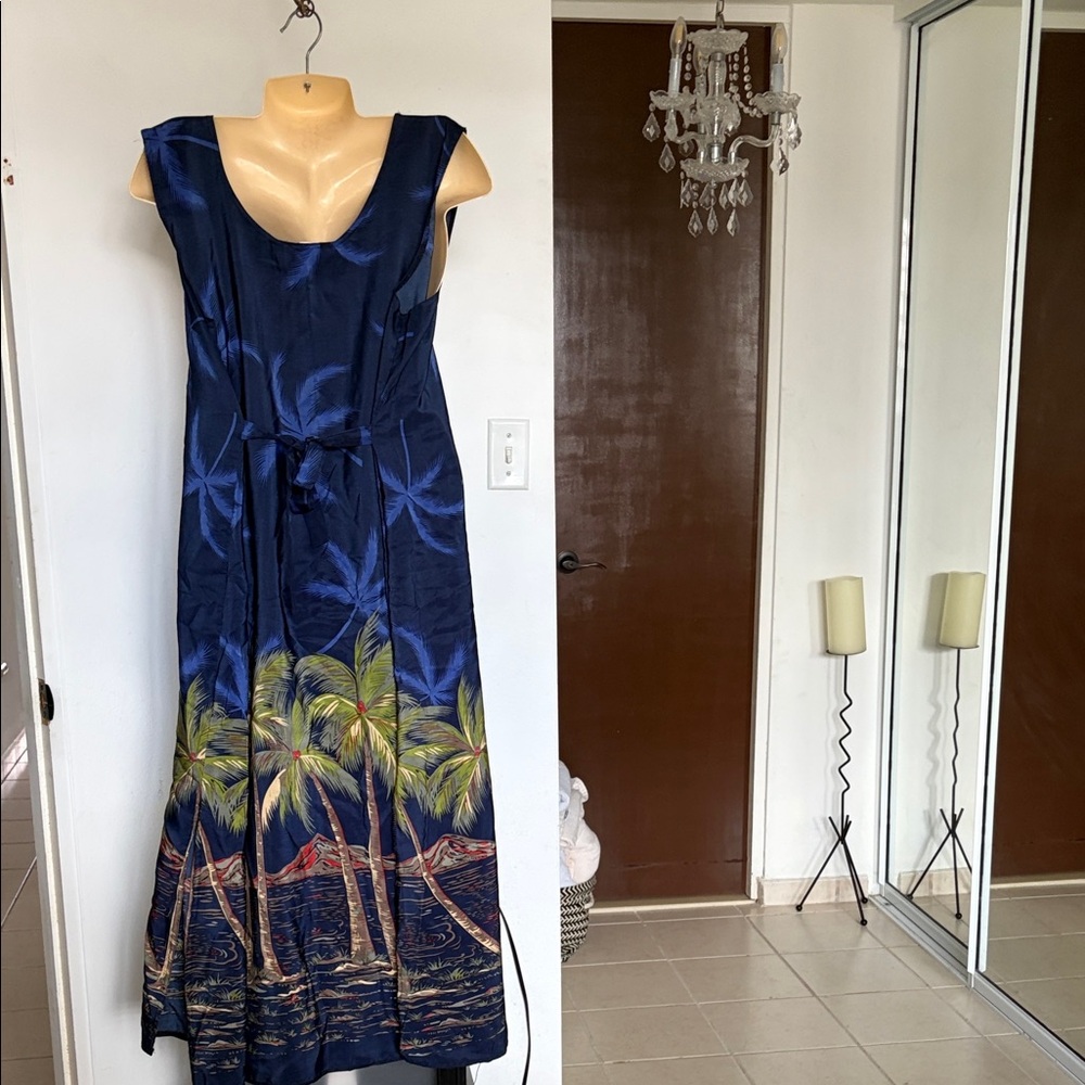 Navy Palm Tree Print Maxi Dress - Picture 6 of 8
